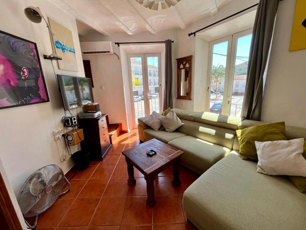 Spanish Town House Alora Exterior photo
